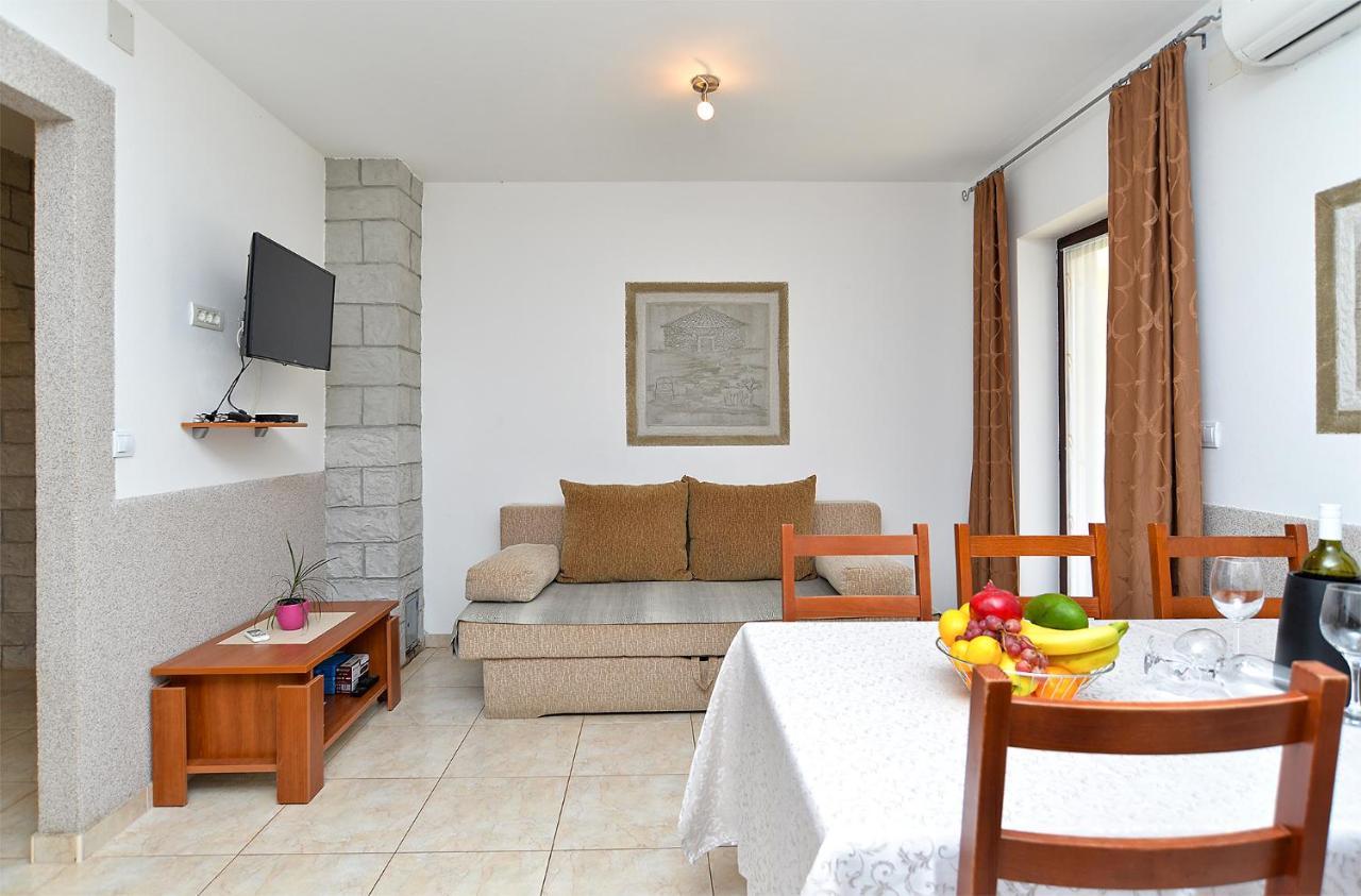 Apartment Jadranko 1761 Peroj Dış mekan fotoğraf