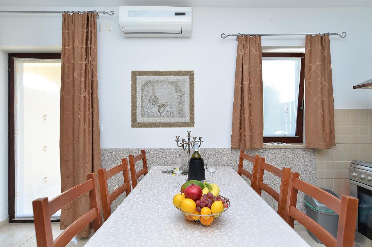Apartment Jadranko 1761 Peroj Dış mekan fotoğraf