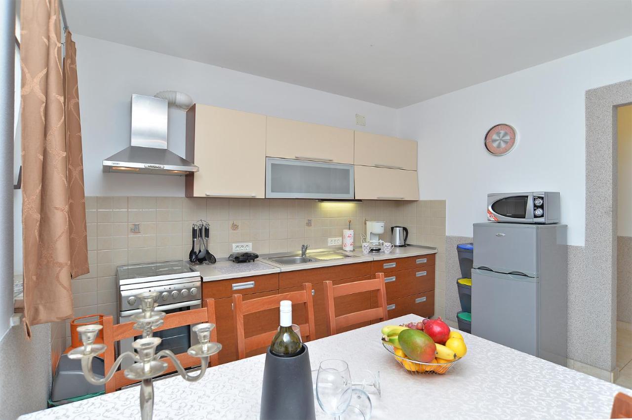 Apartment Jadranko 1761 Peroj Dış mekan fotoğraf
